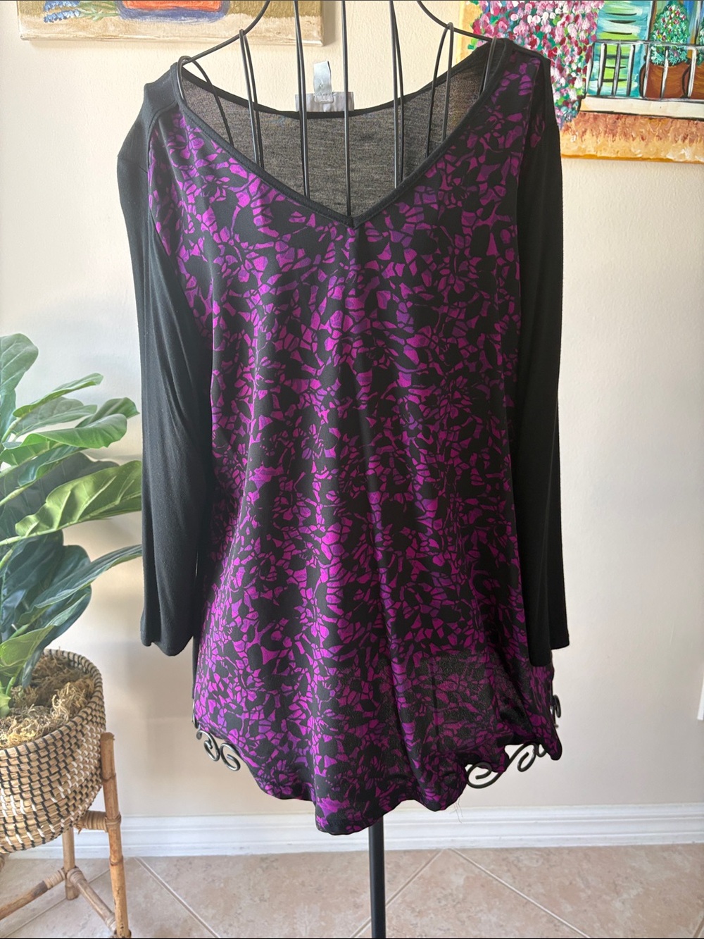 Dana Buchman Black & Purple Floral V-Neck Tunic